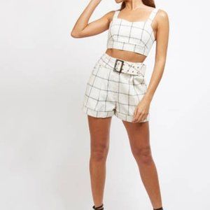 4th and Reckless Corin Belted Short Check size small